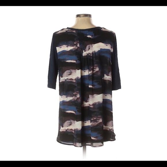 Simply Vera V. Wang black abstract print blouse - Picture 2 of 8
